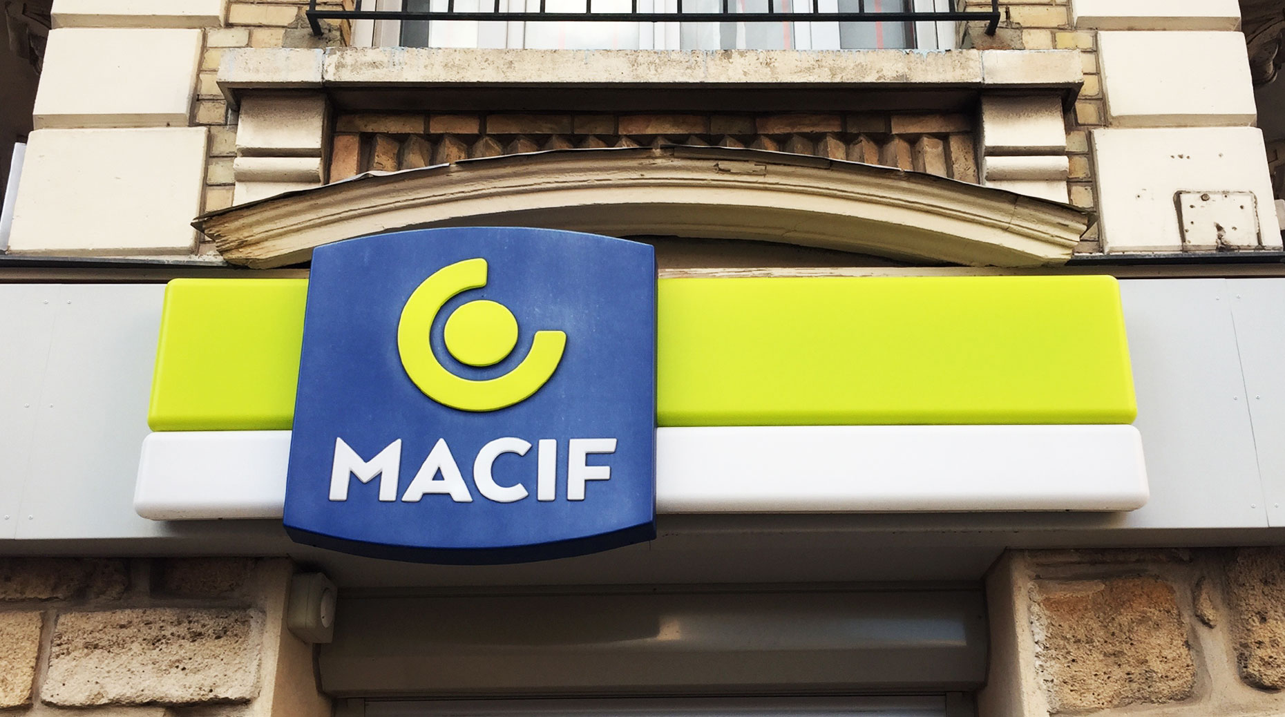 découvrez l'assurance auto dédiée aux entrepreneurs avec la macif. protégez votre véhicule utilitaire en toute sérénité grâce à des garanties adaptées à votre activité professionnelle, des tarifs compétitifs et un service client à votre écoute.